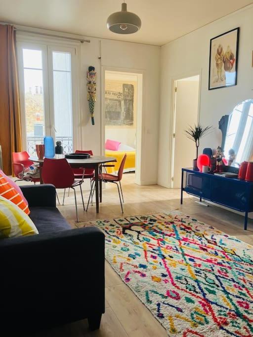 The Artist'S Apartment Near The Metro Saint-Denis  Luaran gambar
